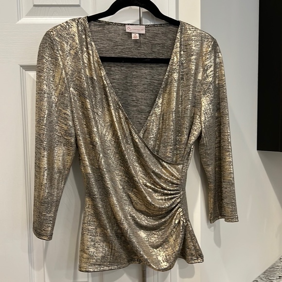 DB Established 1962 Gold and Black Shimmer Ruched Womens V-Neck Wrap Top - Picture 1 of 8